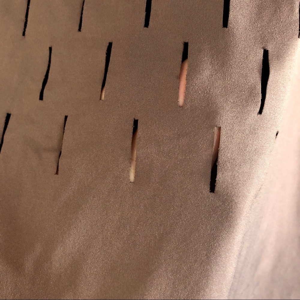 Reebok Mauve Laser Cut Tank Top - Picture 3 of 8